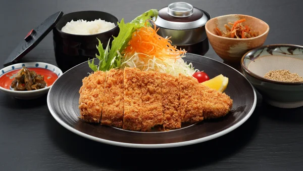 国産豚ロースカツ御膳