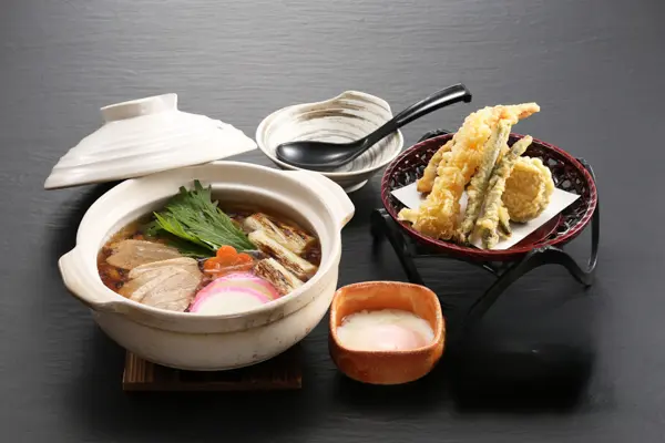 鴨南蛮鍋焼きうどん